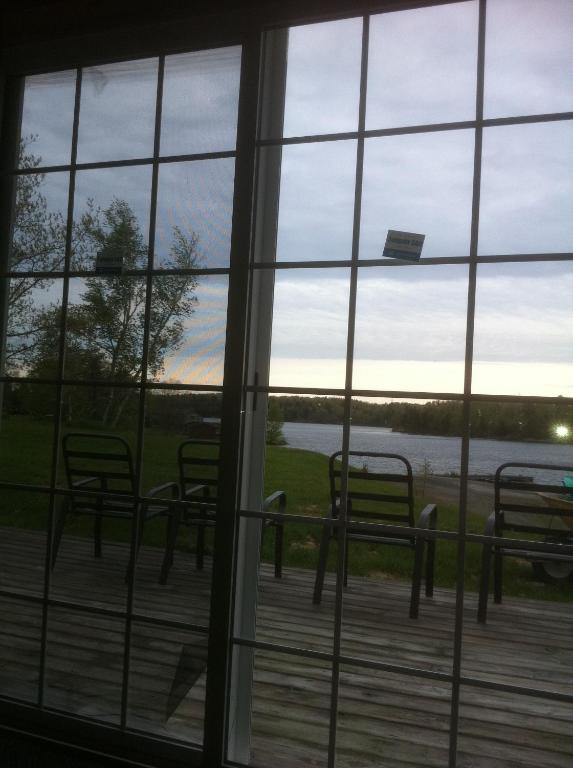 Lake Lauzon Resort Blind River Kültér fotó